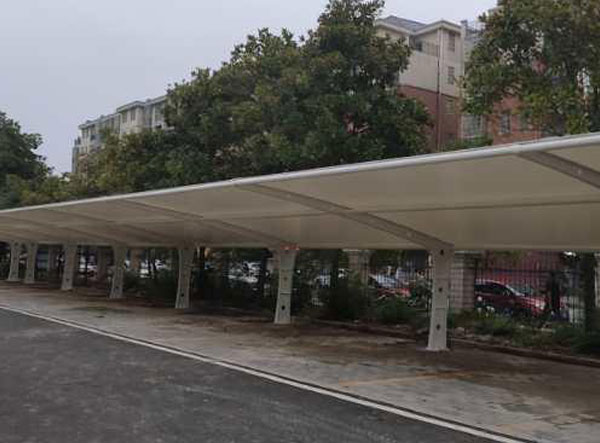 膜结构车棚有什么优势？